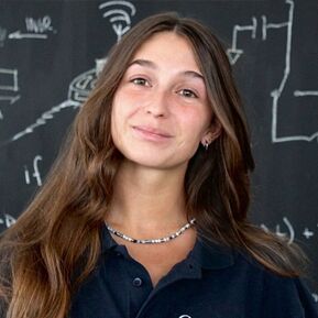 Beatrice Ribis