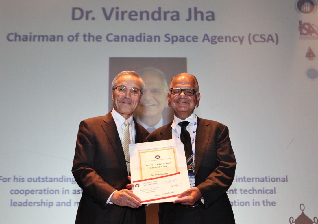 Dr. Virendra Jha recieving the Allan D. Emil Memorial Award at the International Astronautical Congress 2015 in Jerusalem, Israel.